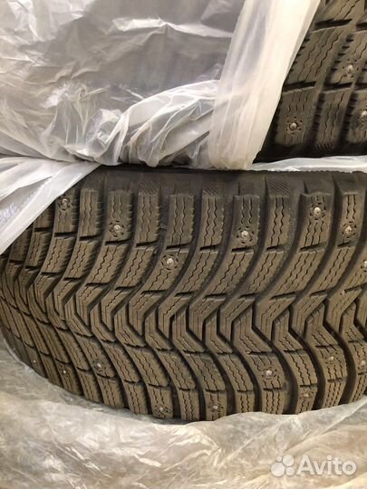 Michelin X-Ice North 3 255/35 R20