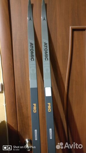 Беговые лыжи Atomic PRO C3 skintec