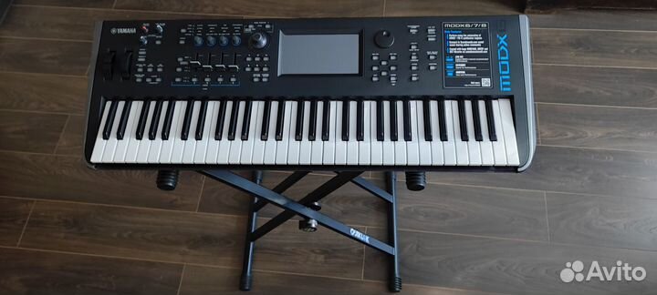 Синтезатор Yamaha modx6