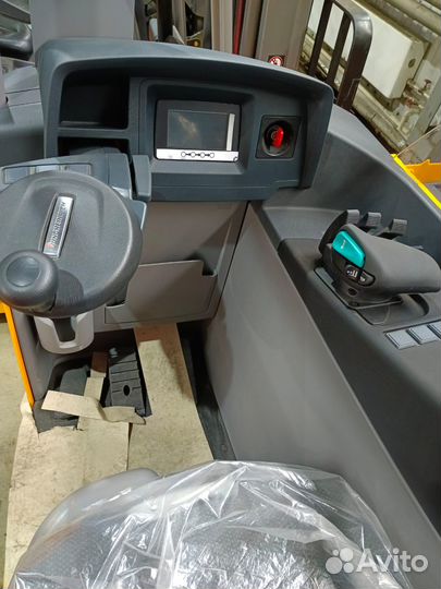 Ричтрак Jungheinrich ETV 214, 2023 года, Германия