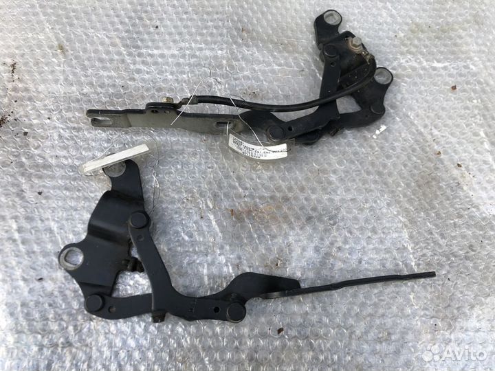 Петля капота BMW 3 E92 05-13