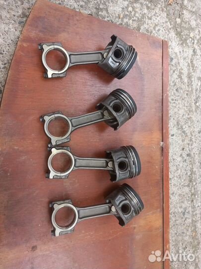 Поршень шатун на 1.5 К9К Рено 7701475074