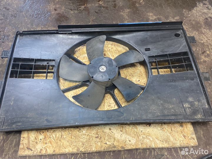 Вентилятор охлаждения Mitsubishi Lancer 10