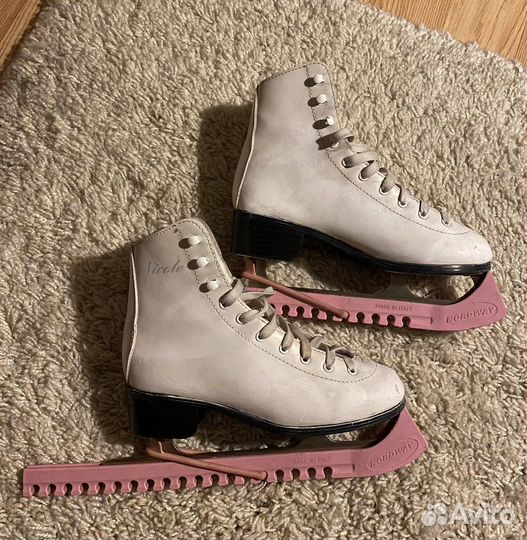 Коньки женские