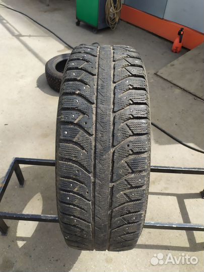 Bridgestone Ice Cruiser 7000 255/70 R16 111T