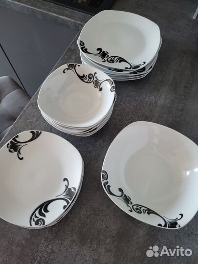 Набор столовой посуды на 6 персон