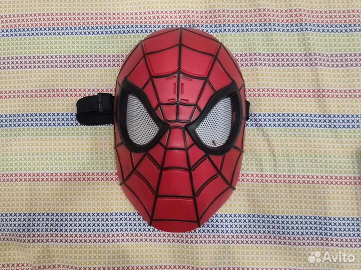 Маска человека-паука