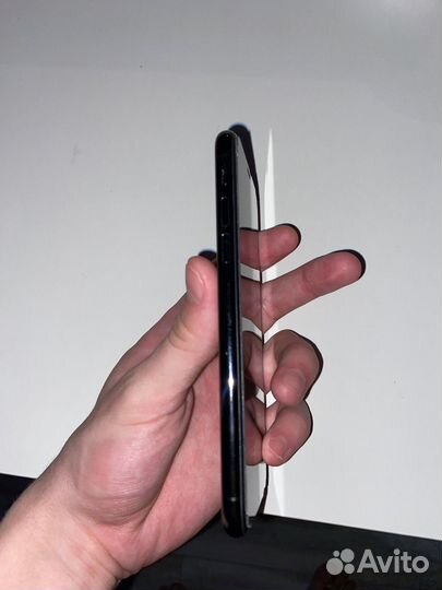 iPhone Xs, 64 ГБ