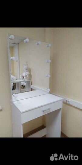 Безрамное гримёрное зеркало