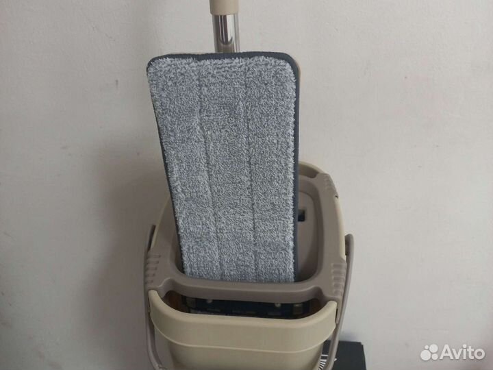 Швабра с ведром и отжимом