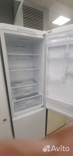 Холодильник samsung новый