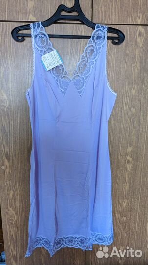 Женская одежда много