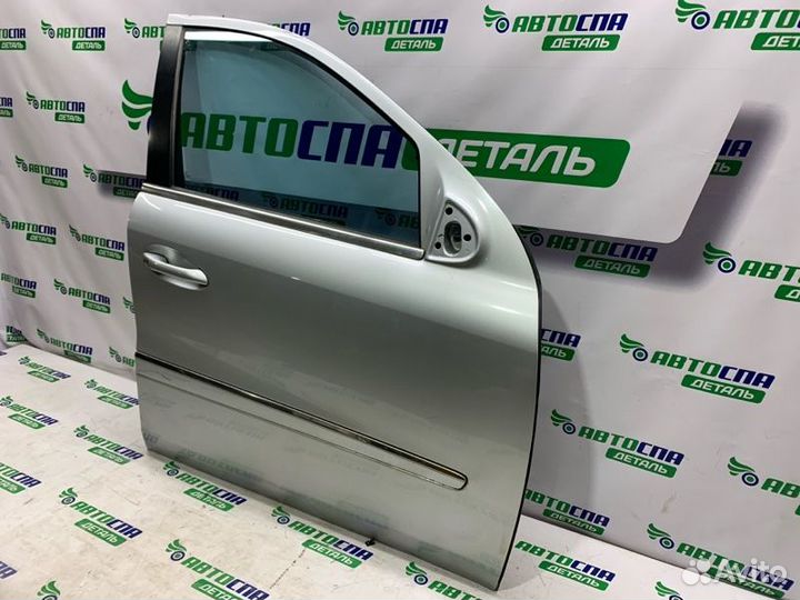 Дверь в сборе передняя правая Mercedes Benz