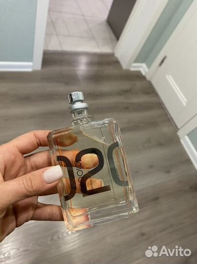 Escentric molecules 02