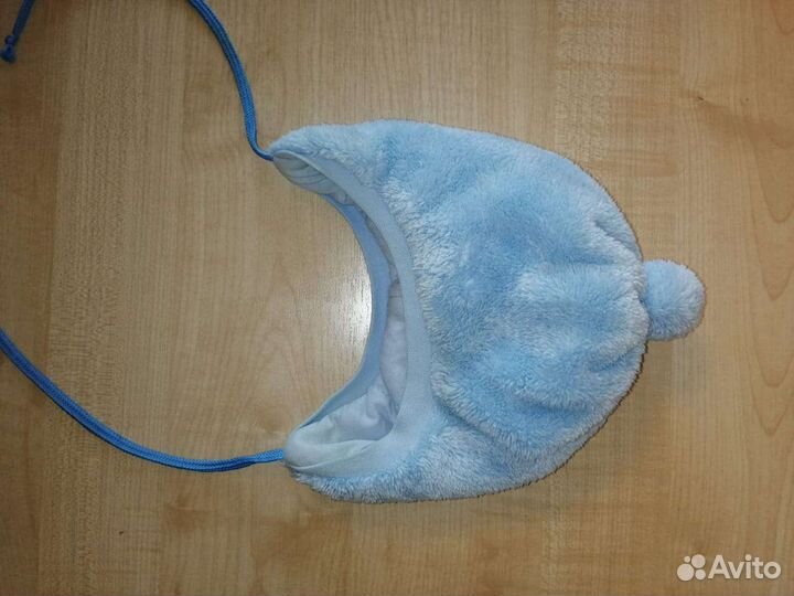 Шапки теплые(На малышей) и легкие, носки