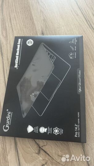 Чехол-накладка на Mac book pro 14,2