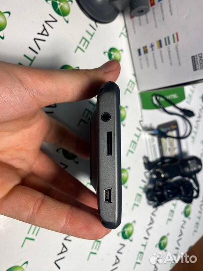 Удобный GPS навигатор магнитное крепление DN505