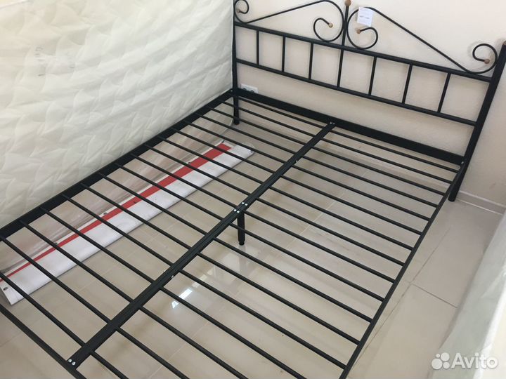 Кровати, матрасы, аксессуары для сна