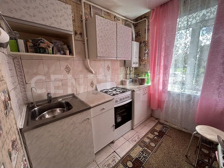 1-к. квартира, 30 м², 1/4 эт.