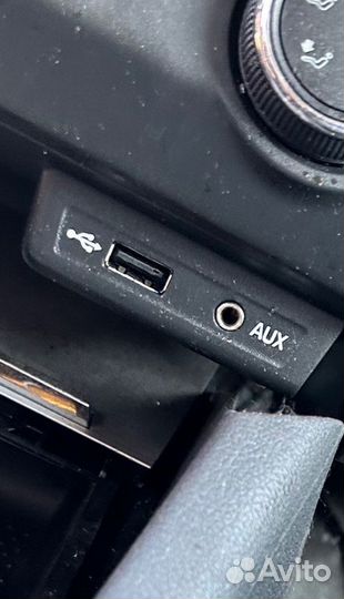 Блок USB AUX Skoda Octavia A7 1.6 CWV 2017