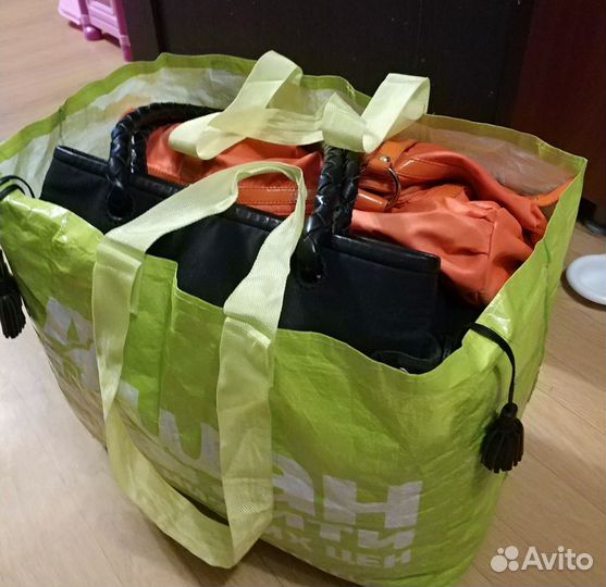 Продам пакет вещей