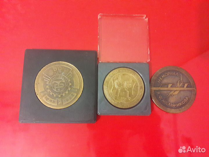 Настольные медали