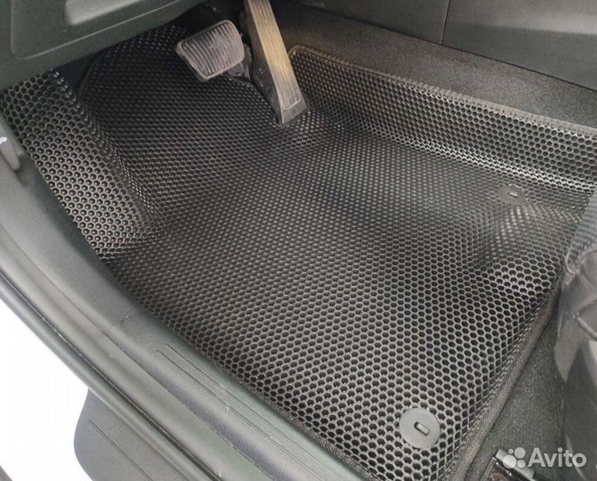 Коврики в машину eva в подарок подпятник + 2 лого