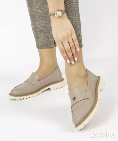 Лоферы женские 40 размер новые