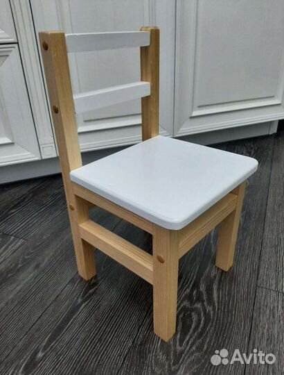 Стул детский новый