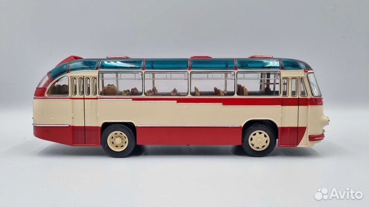 Модель лаз-695Б