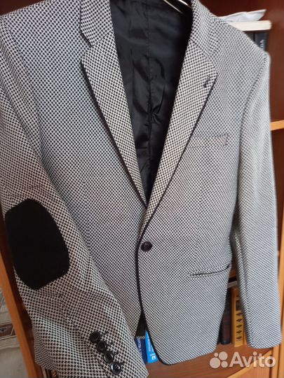 Продам рубашки, кофты, брюки