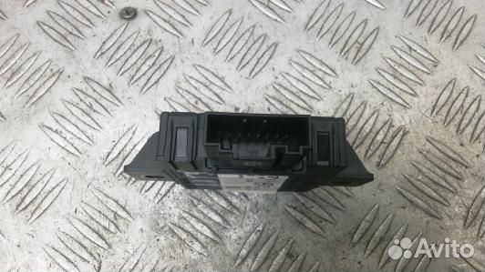 Блок иммобилайзера volkswagen phaeton 1 (NNT09M201