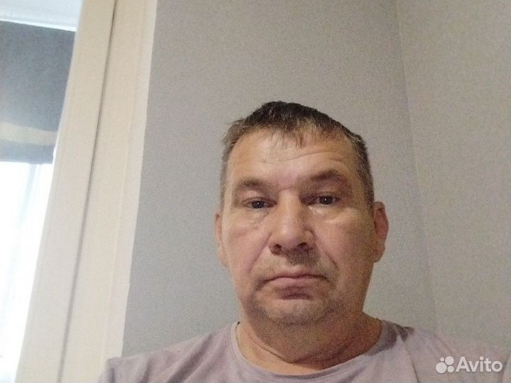 Водитель дальнобойщик или автокрановщик