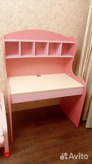 Детский письменный стол + детская кровать IKEA