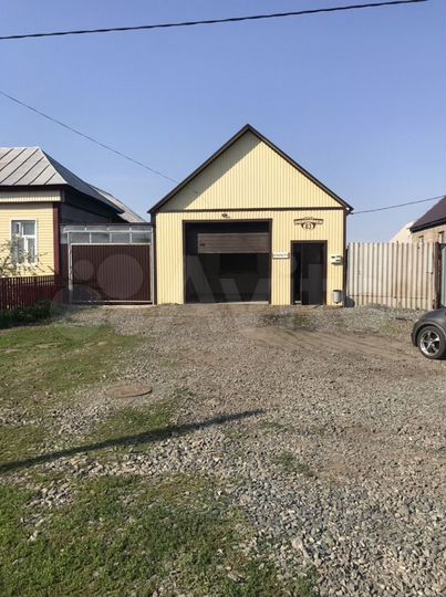 Гараж, > 30 м²