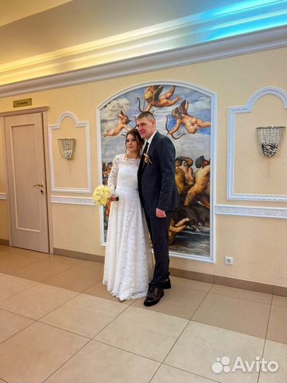 Свадебное платье 48 50 бу