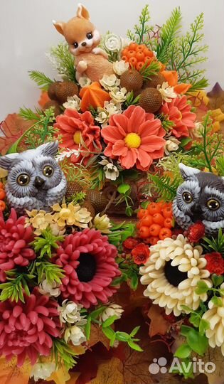 Подарочные осенние букеты из мыла в вязанных кашпо
