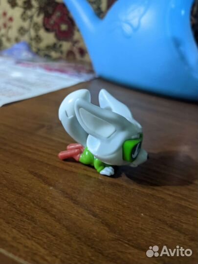 Игрушка из киндера