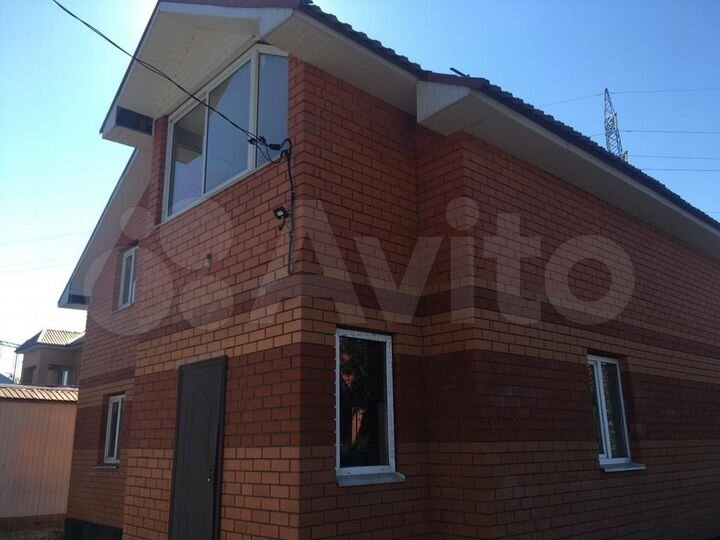 Дом 200 м² на участке 6 сот.