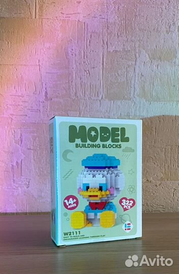 Конструктор, сборная модель Дональд Дак 322 детали