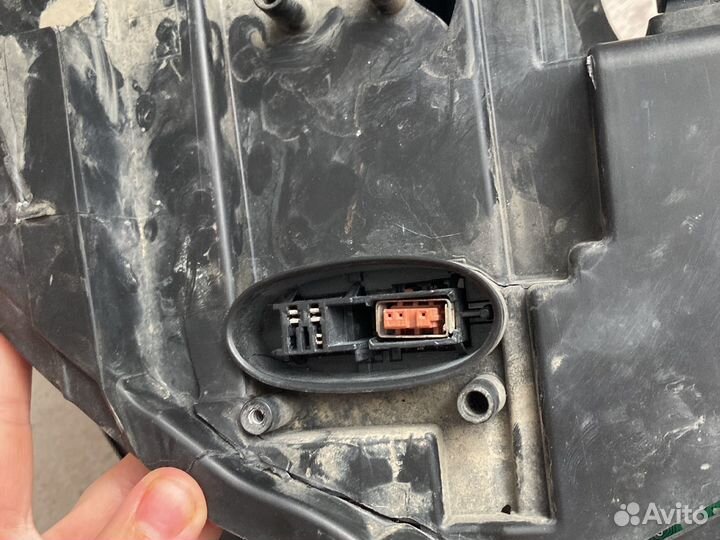 Фара битая для Opel Astra J ксенон адаптивный