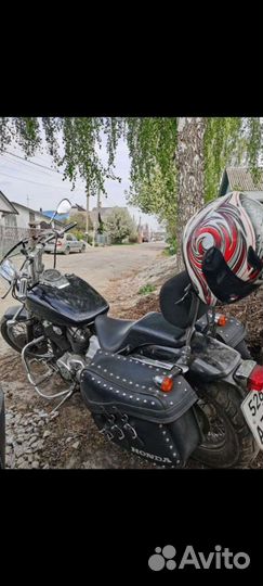 Мотоцикл Honda shadow slasher 400