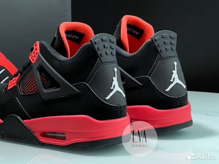 Кроссовки Air Jordan 4 Retro 'Red Thunder'