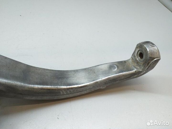 Кулак поворотный передний левый Lexus Is250 XE20