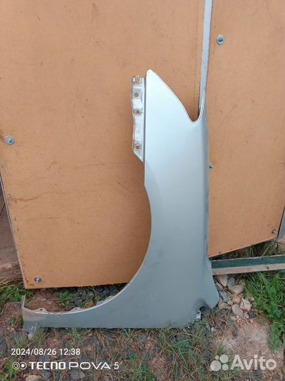 Крыло переднее левое Toyota Premio ZRT260 265