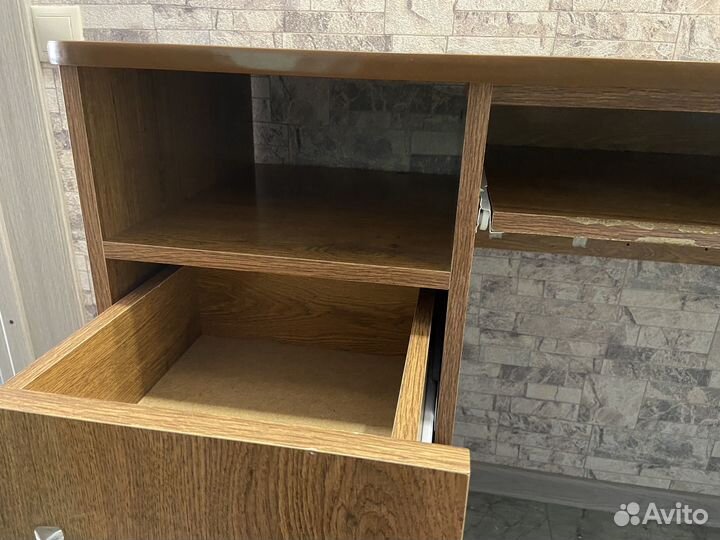 Стол компьютерный