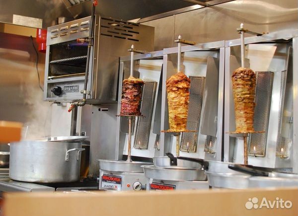 Точка шаурмы на самой барной улице Москвы