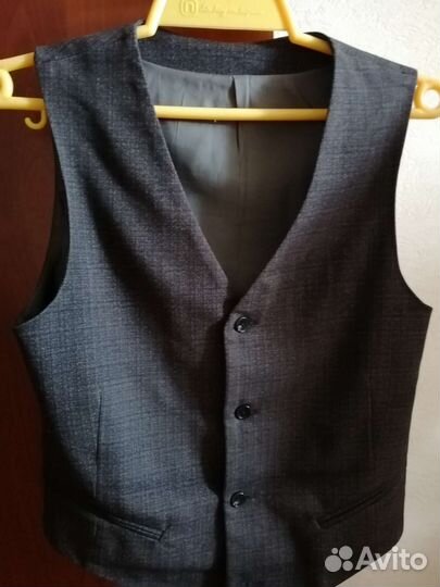 Школьная форма для мальчика серая