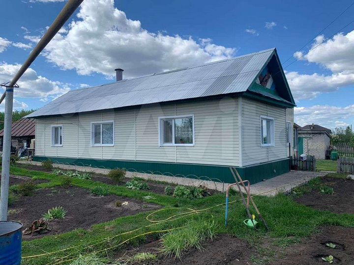 Дом 107 м² на участке 17 сот.