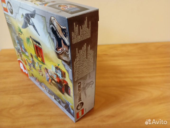 Lego Jurassic World 76963 Центр спасения